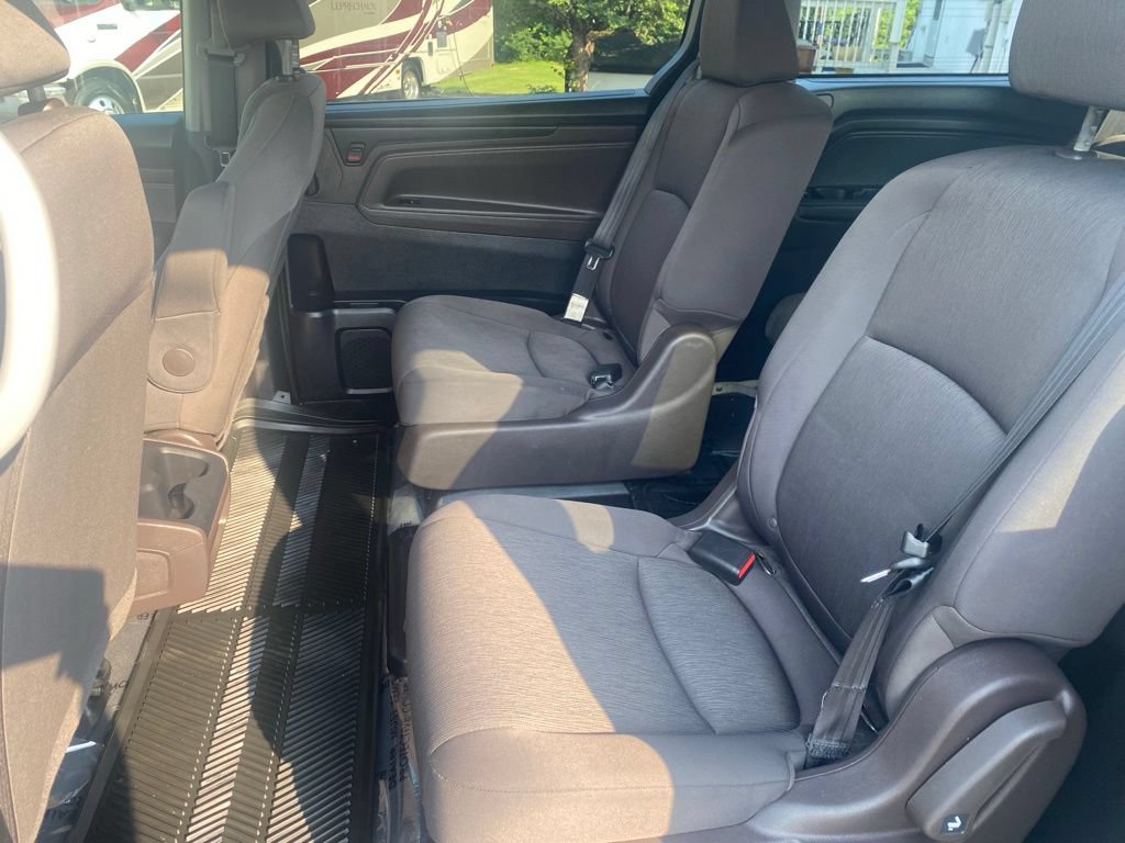 Used 2018 Honda Odyssey LX image 20