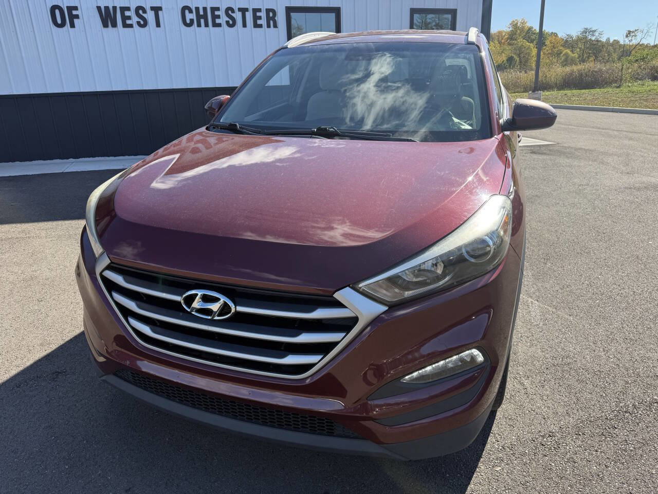 Used 2017 Hyundai Tucson SE image 2