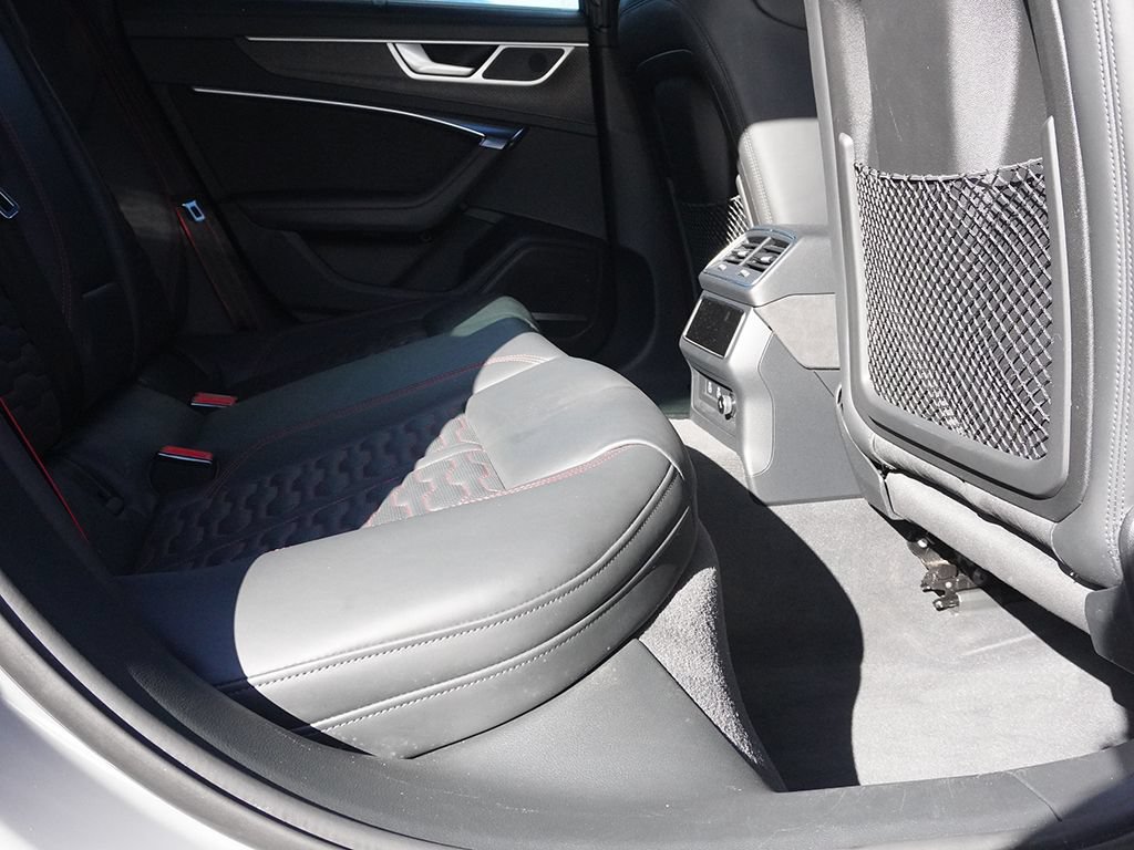 Used 2023 Audi RS 6 AWD/4WD image 32