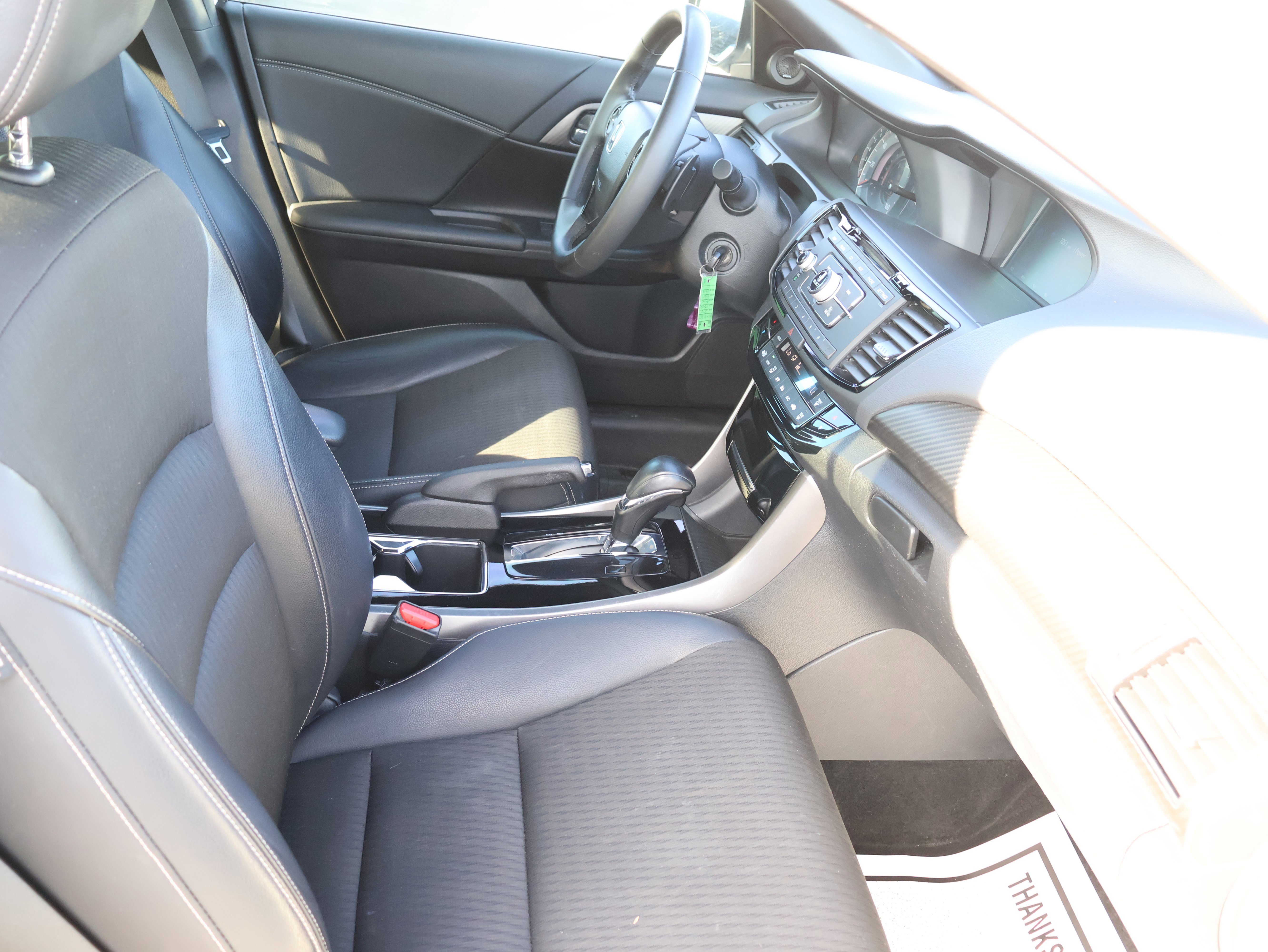 Used 2016 Honda Accord Sport image 11