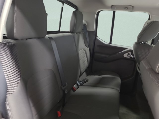 Used 2016 Nissan Frontier PRO-4X AWD/4WD image 16