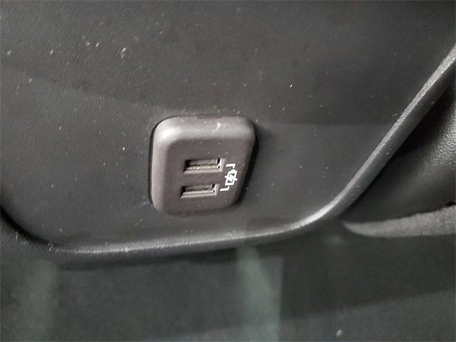 Used 2023 Chevrolet Equinox RS image 12