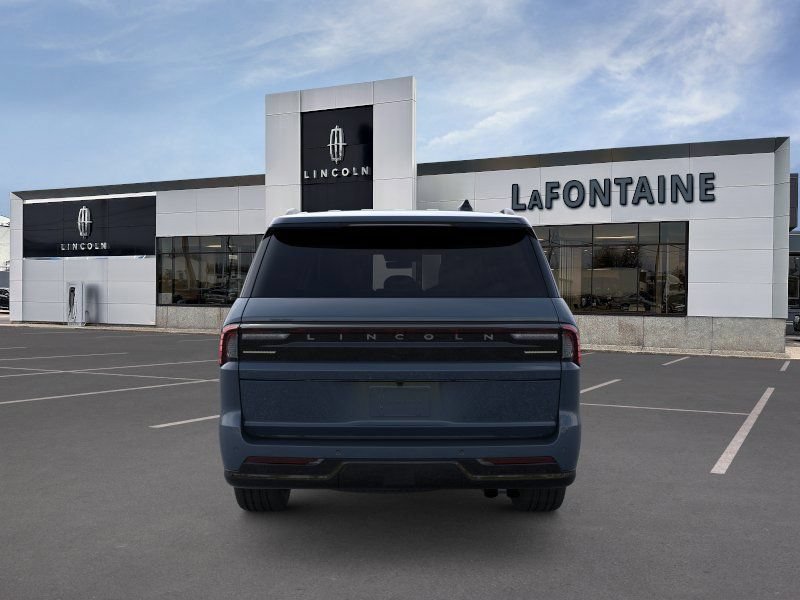 New 2025 Lincoln Navigator L Reserve AWD/4WD image 5