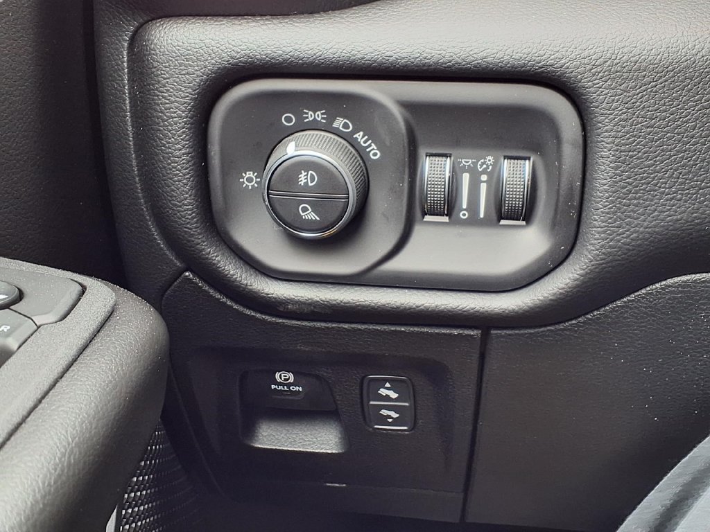 New 2026 RAM 1500 Big Horn AWD/4WD image 15