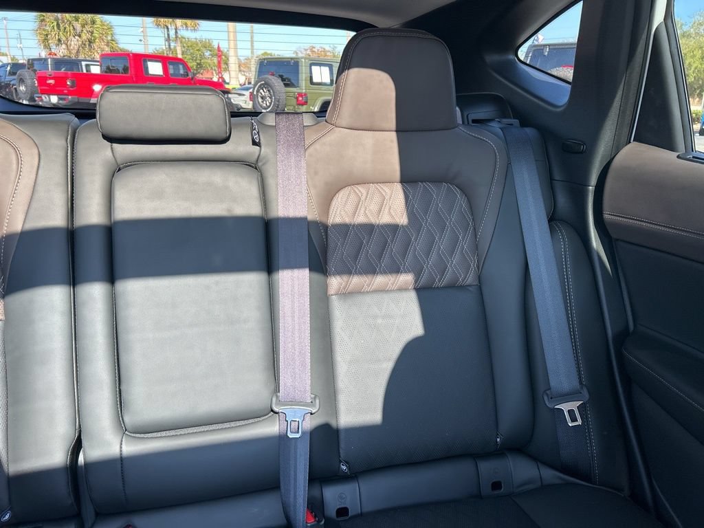 Used 2026 Nissan Murano Platinum w/ Cargo Package AWD/4WD image 15