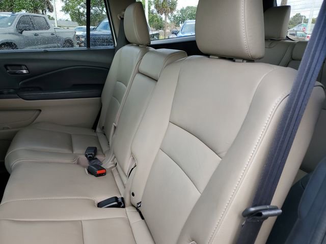 Used 2019 Honda Pilot Touring image 13