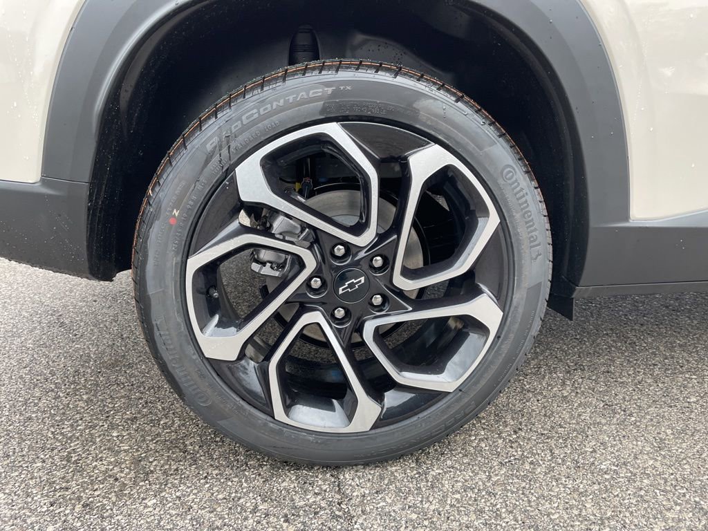 New 2026 Chevrolet Trax RS w/ Driver Confidence Package FWD image 51
