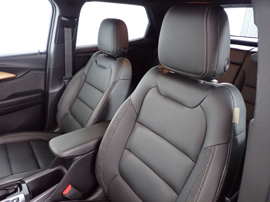 Used 2023 Chevrolet TrailBlazer ACTIV w/ Convenience Package AWD/4WD image 21