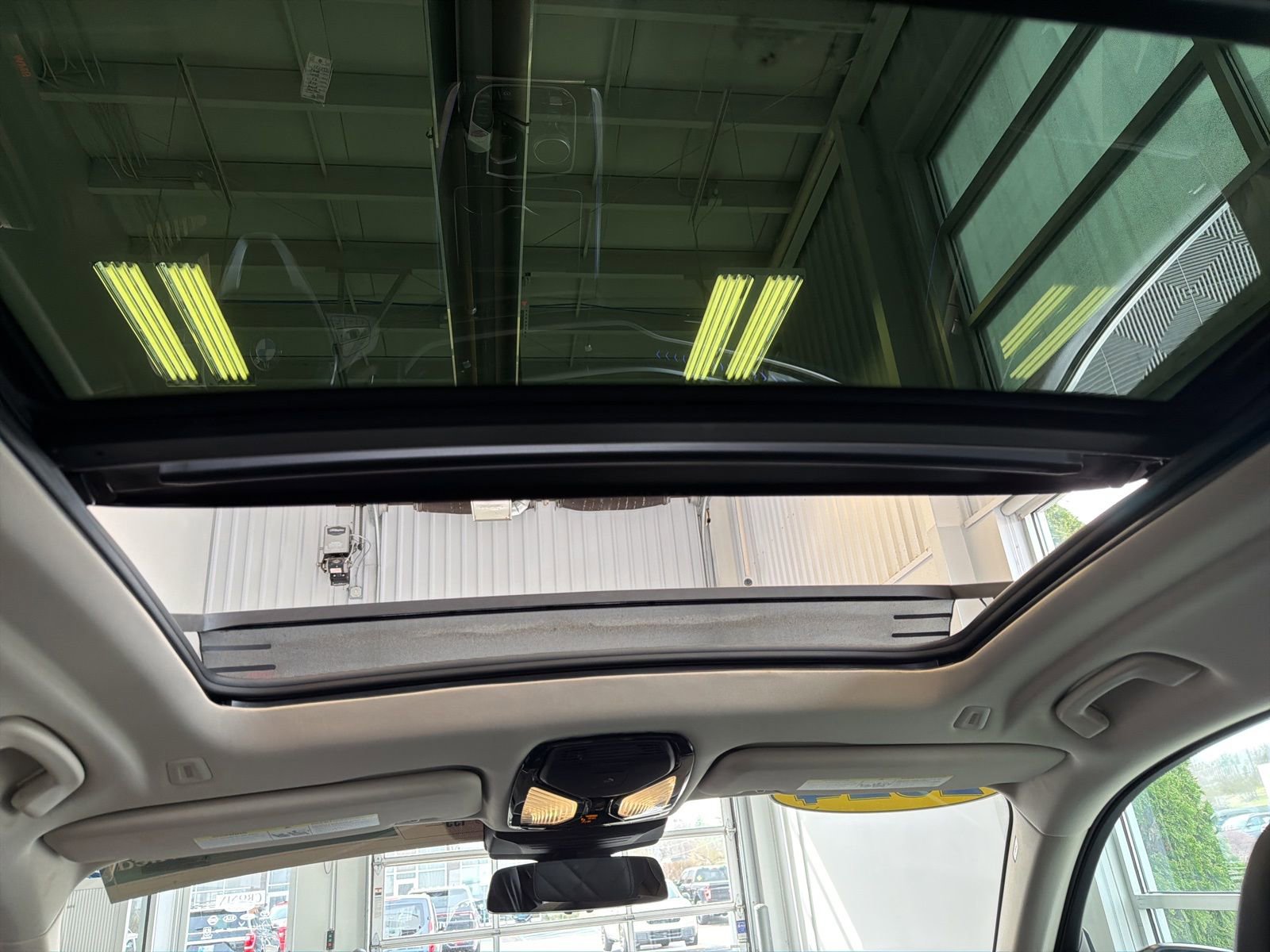 Used 2024 BMW X7 xDrive40i image 36