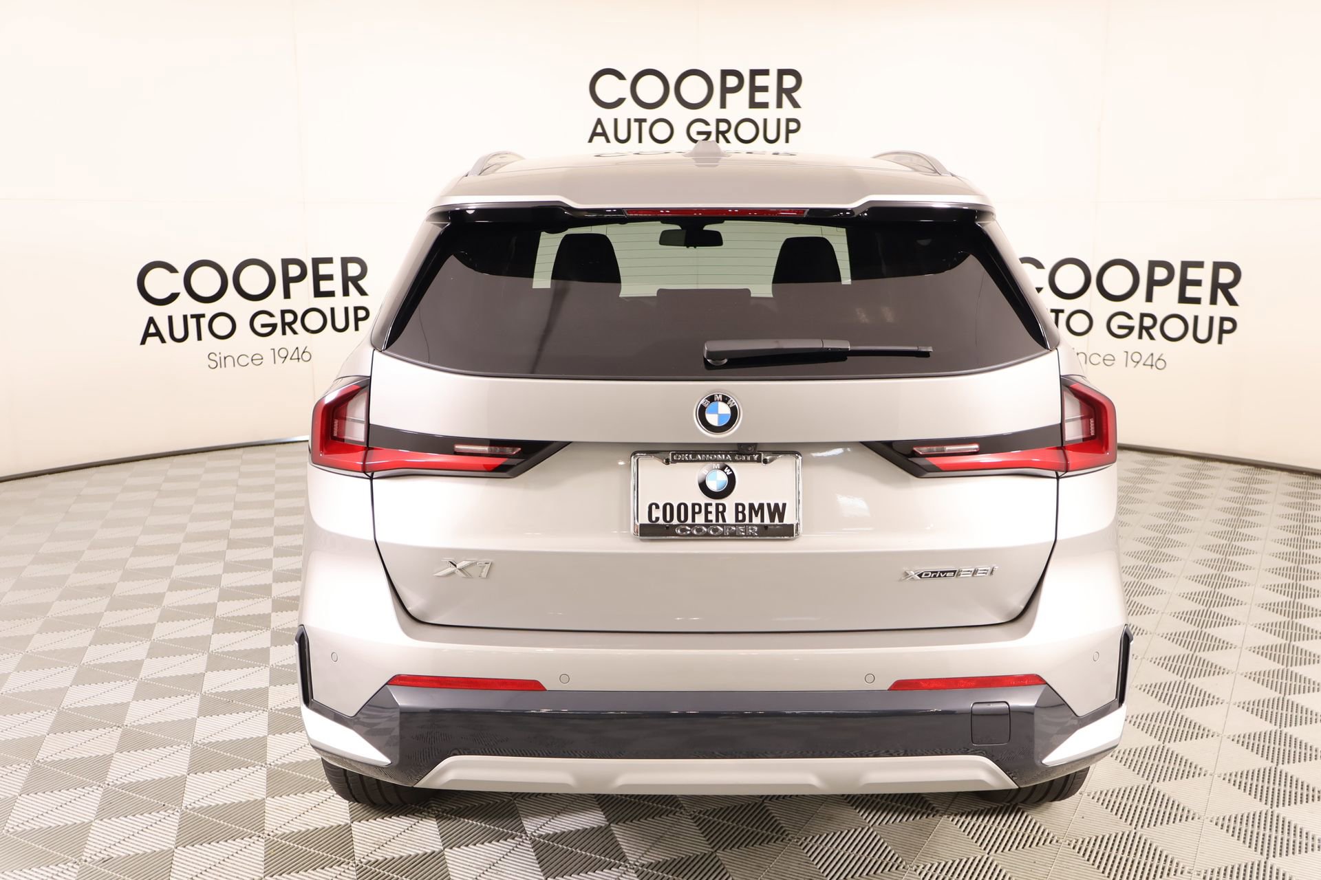 Used 2023 BMW X1 xDrive28i w/ Convenience Package AWD/4WD image 22