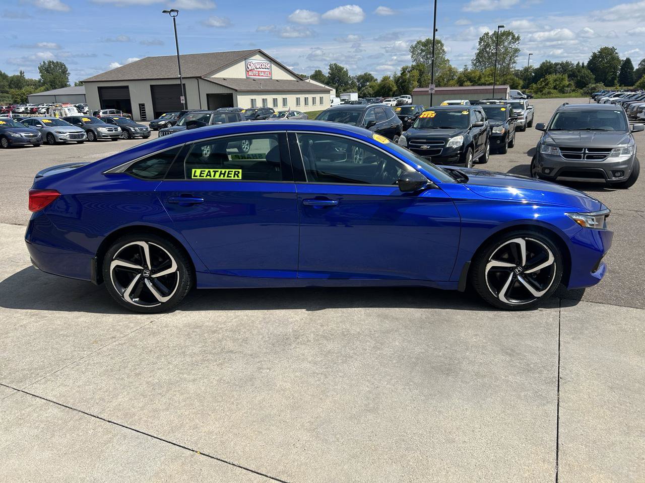 Used 2022 Honda Accord Sport image 4