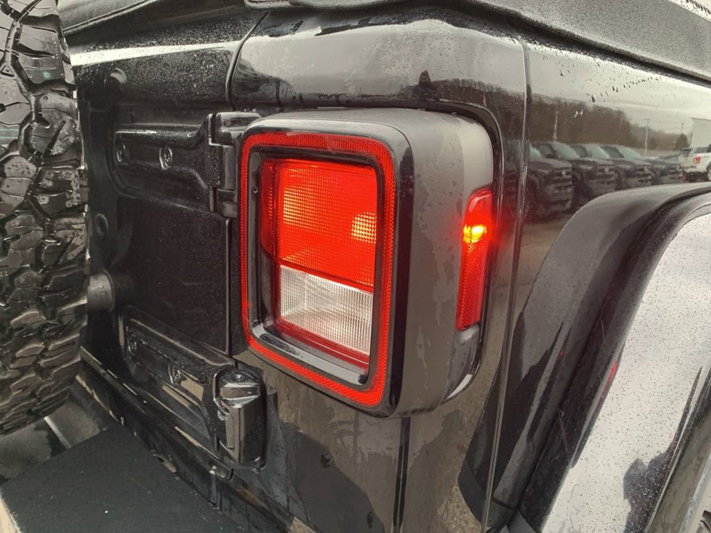 Used 2021 Jeep Wrangler Rubicon image 30