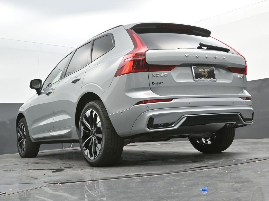 New 2026 Volvo XC60 B5 Plus w/ Protection Package Premier image 25