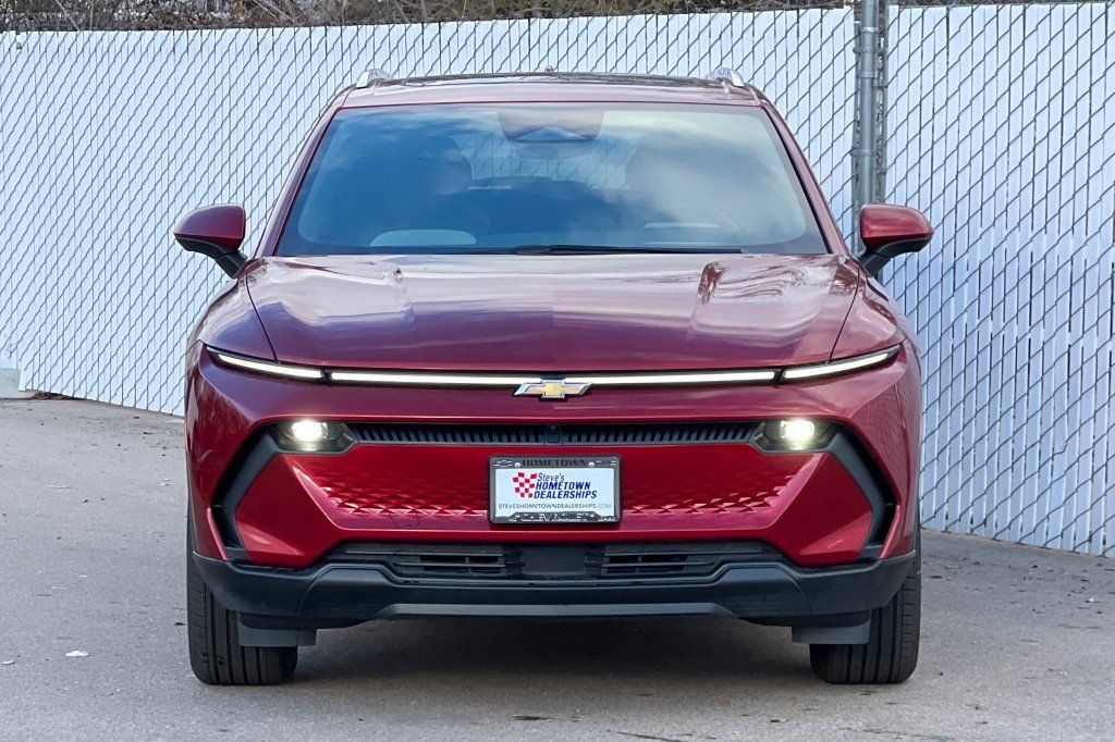 New 2026 Chevrolet Equinox EV LT image 6