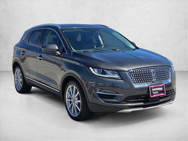 Used 2019 Lincoln MKC Reserve w/ MKC Climate Package FWD image 3