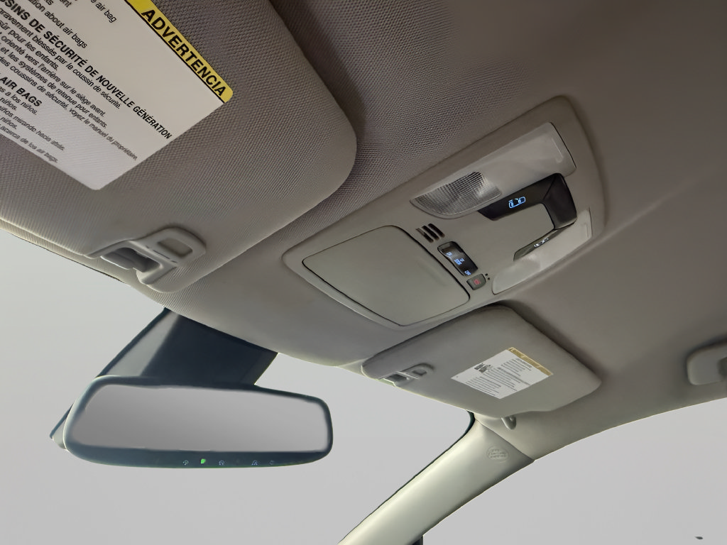 Used 2020 Toyota Sienna LE FWD image 28