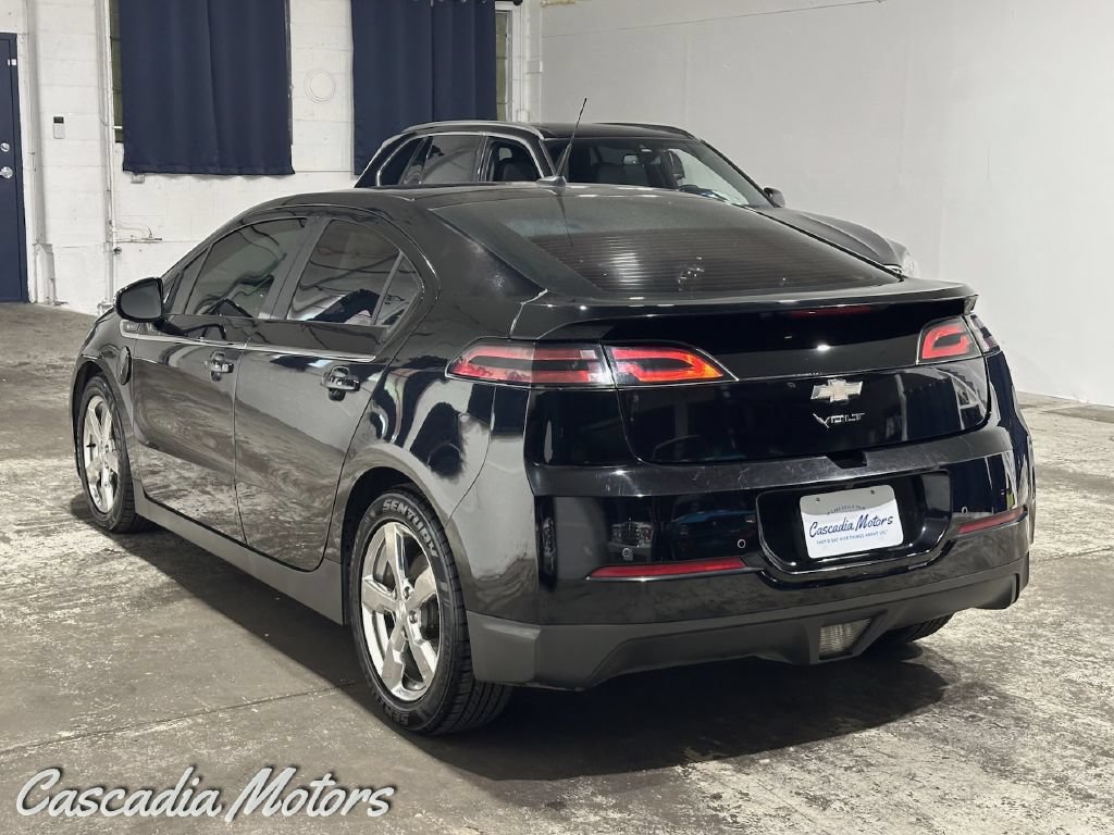 Used 2012 Chevrolet Volt Premium w/ Premium Trim Package FWD image 4