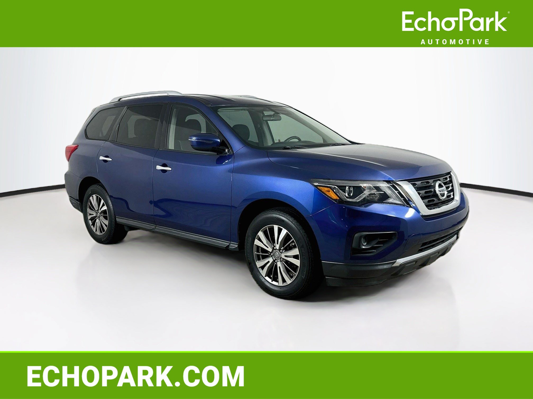 Used 2018 Nissan Pathfinder S FWD image 1