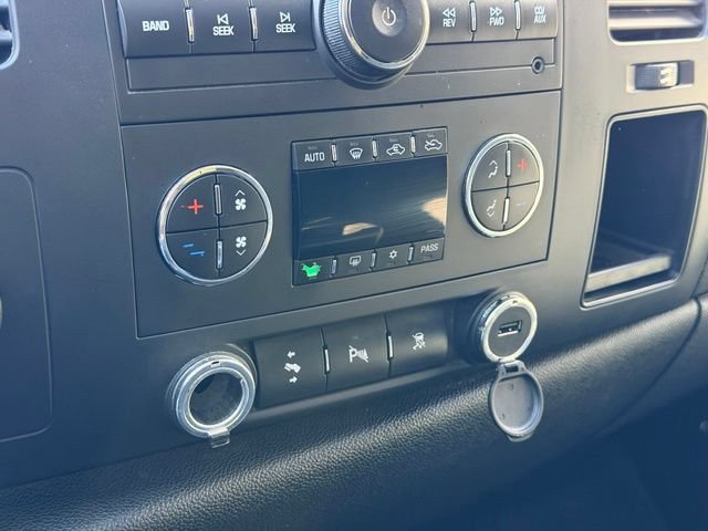 Used 2011 Chevrolet Silverado 1500 LT w/ All-Star Edition AWD/4WD image 14
