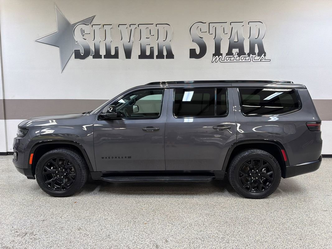 Used 2023 Jeep Wagoneer Series II RWD image 5
