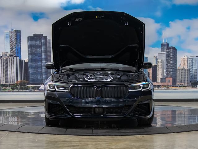 Used 2023 BMW M550i xDrive w/ Executive Package AWD/4WD image 3