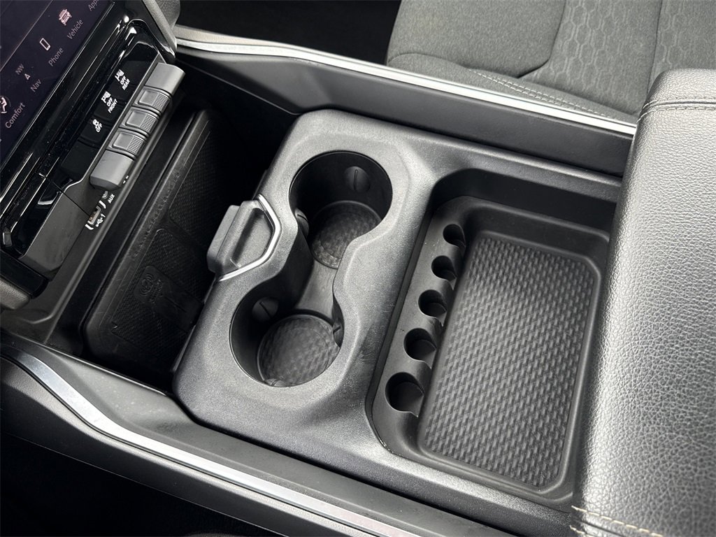 Certified 2025 RAM 1500 Big Horn image 29