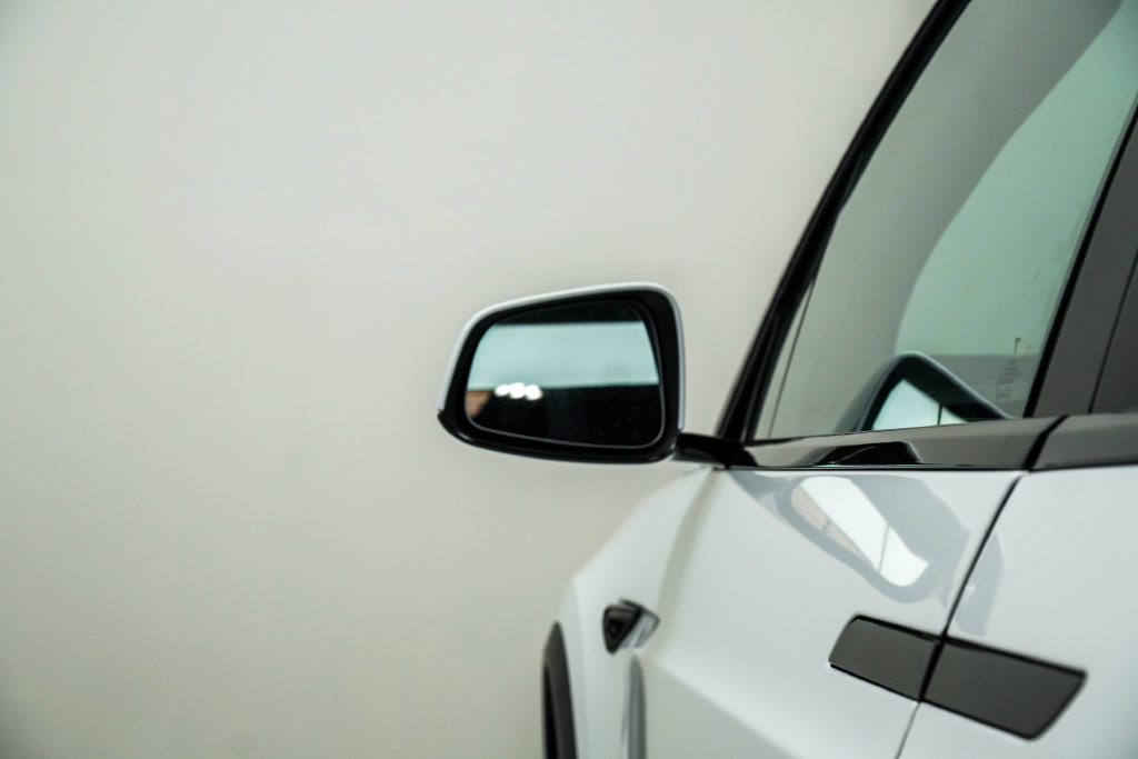 Used 2023 Tesla Model X AWD/4WD image 15