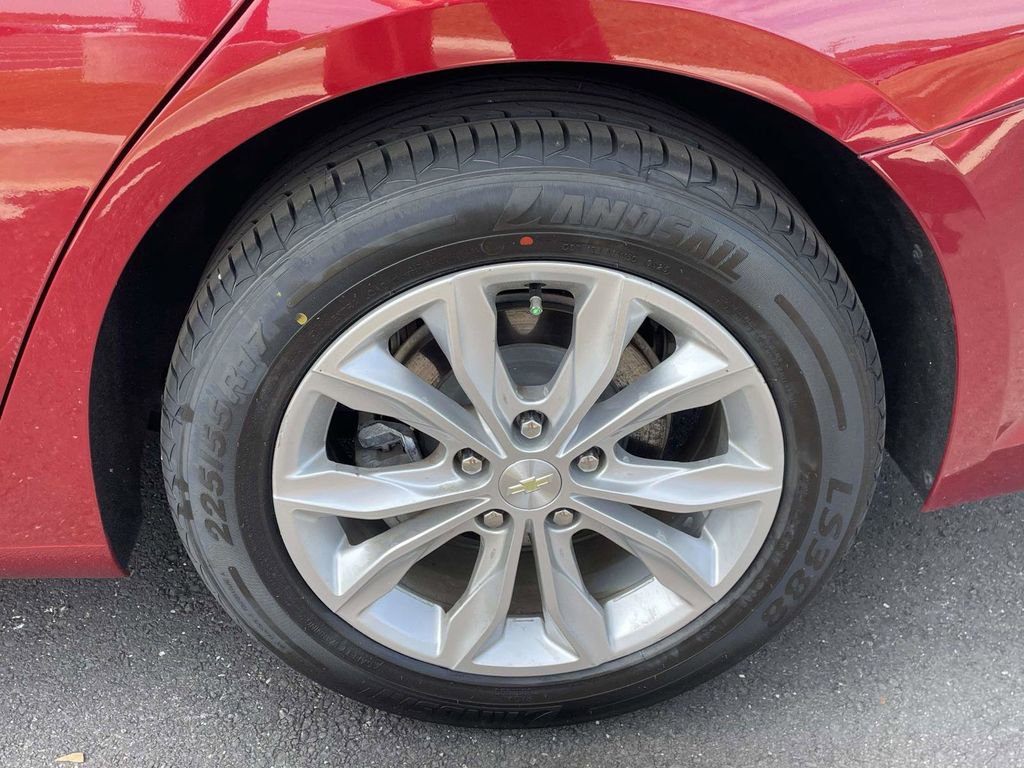 Used 2020 Chevrolet Malibu LT FWD image 27