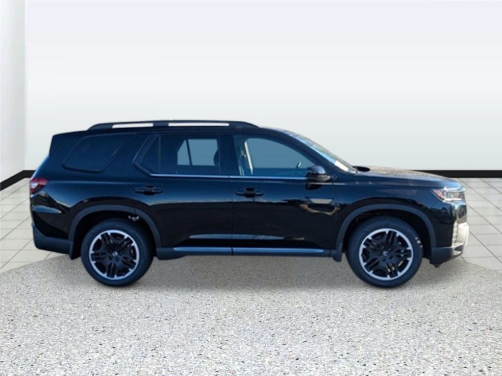 New 2026 Honda Pilot Touring image 2