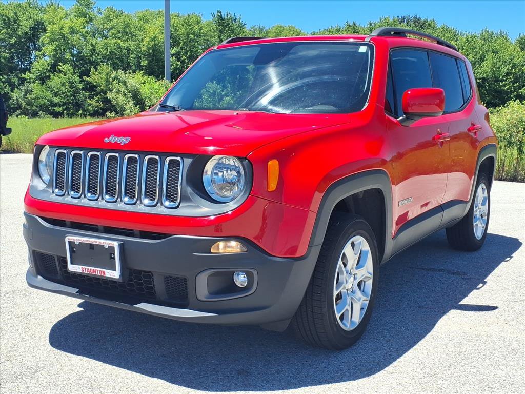 Used 2016 Jeep Renegade Latitude AWD/4WD image 28