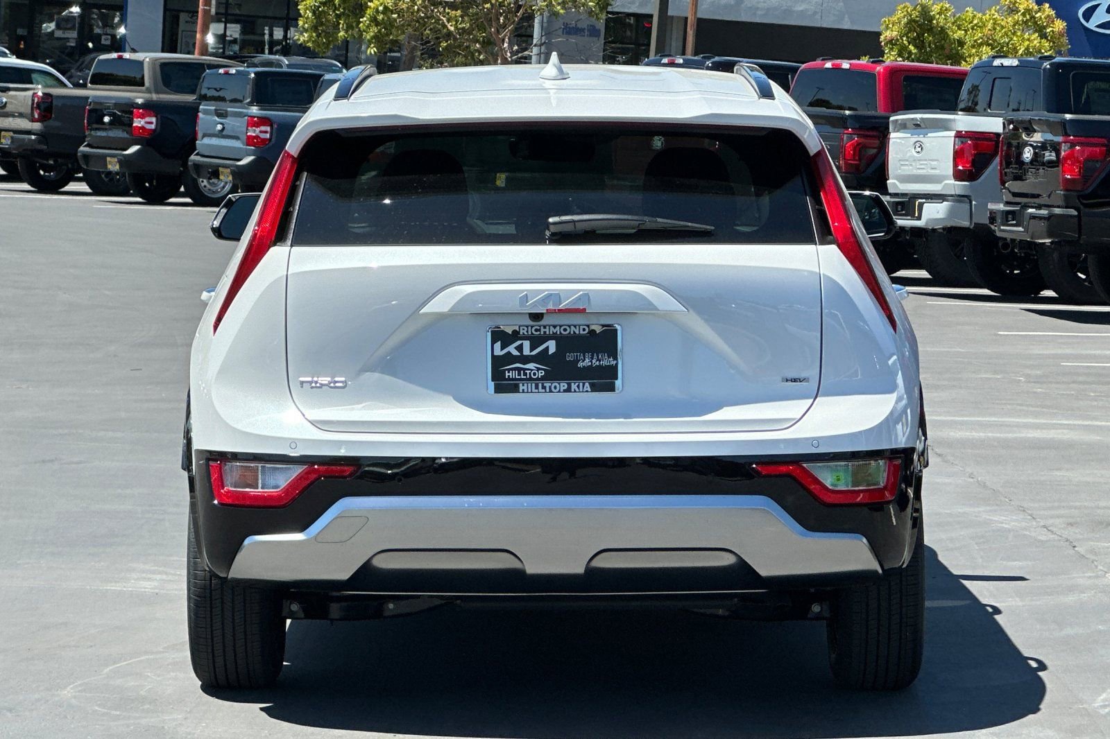 New 2026 Kia Niro FWD image 5