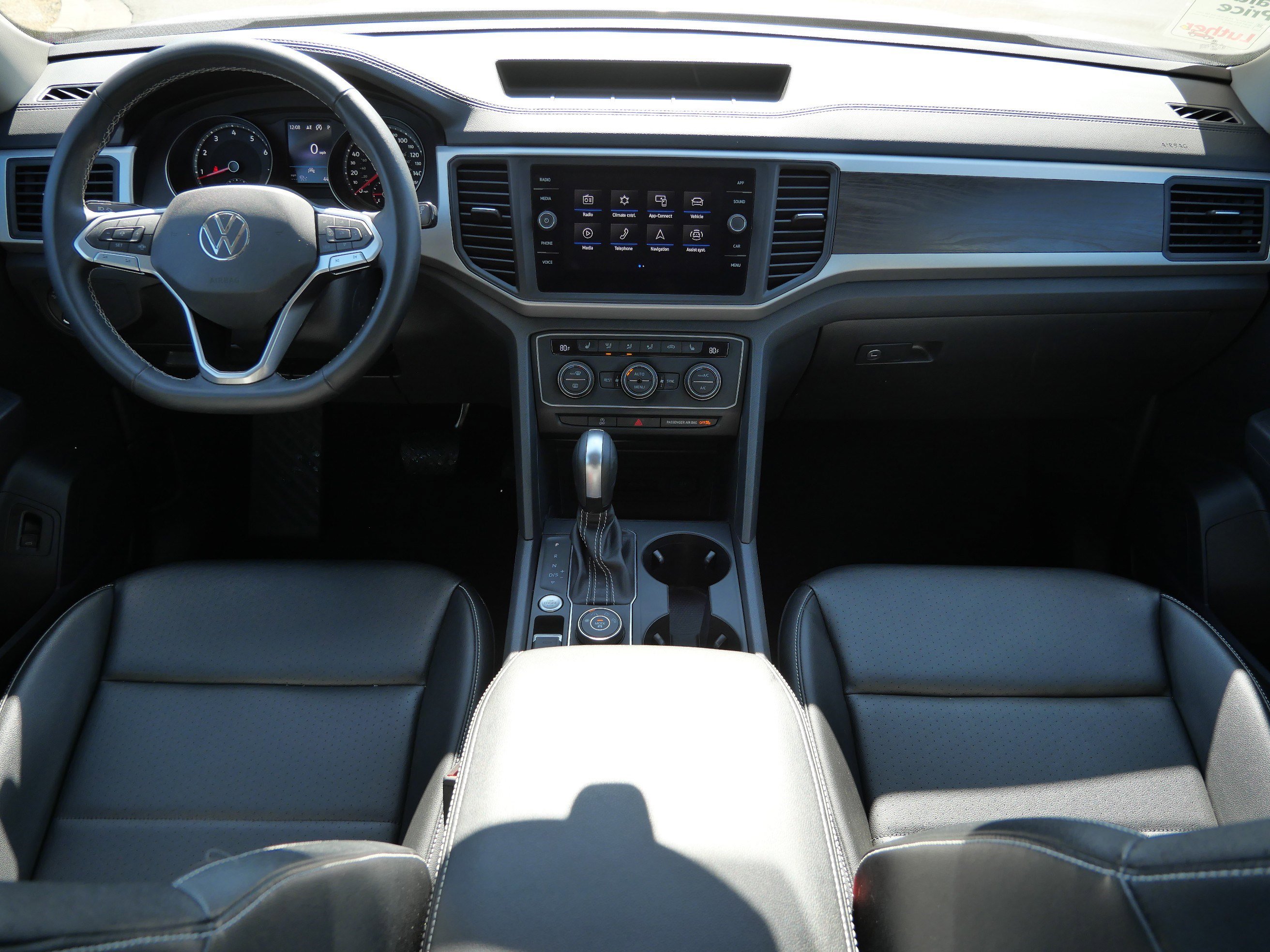 Certified 2021 Volkswagen Atlas SE w/ Towing Package image 10