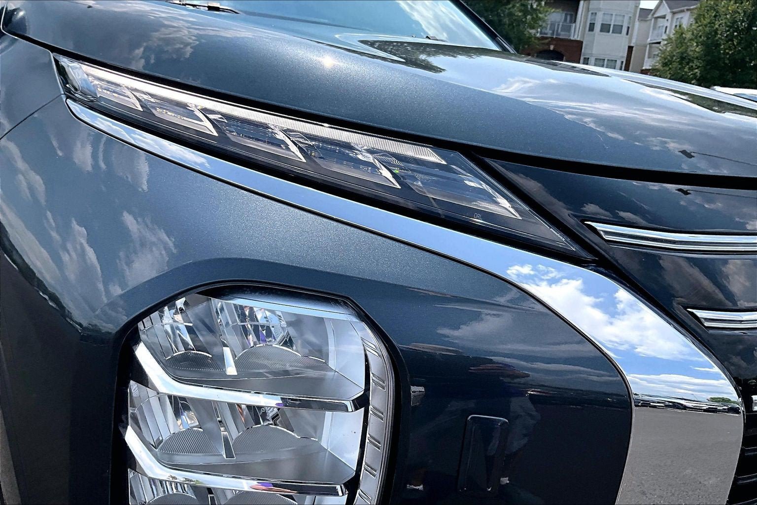 Used 2025 Mitsubishi Outlander SE AWD/4WD image 27