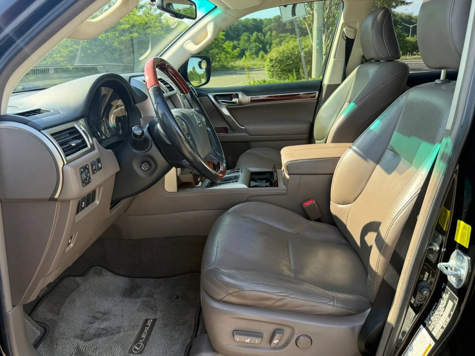 Used 2010 Lexus GX 460 AWD/4WD image 10