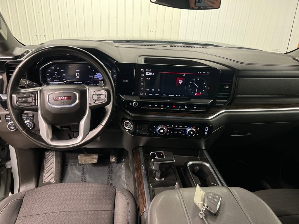 Used 2024 GMC Sierra 1500 Elevation w/ Preferred Package image 15