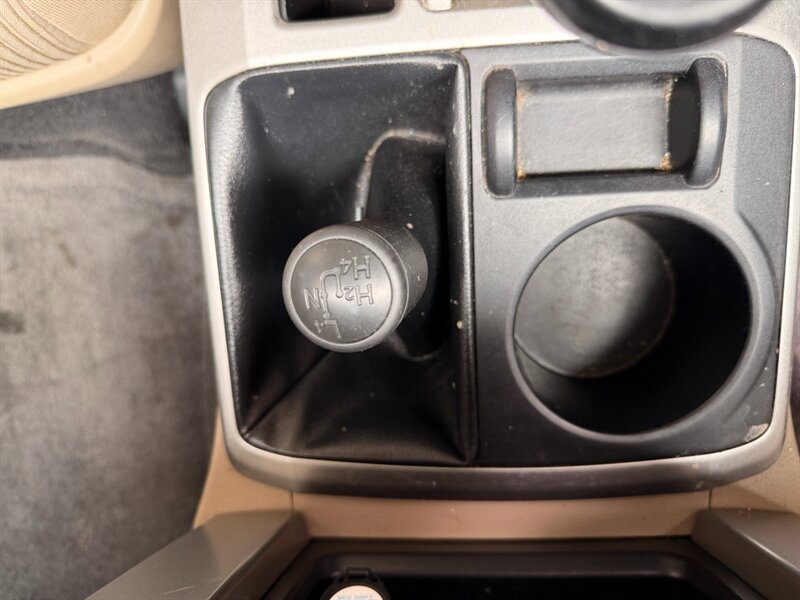 Used 2010 Toyota 4Runner SR5 AWD/4WD image 18