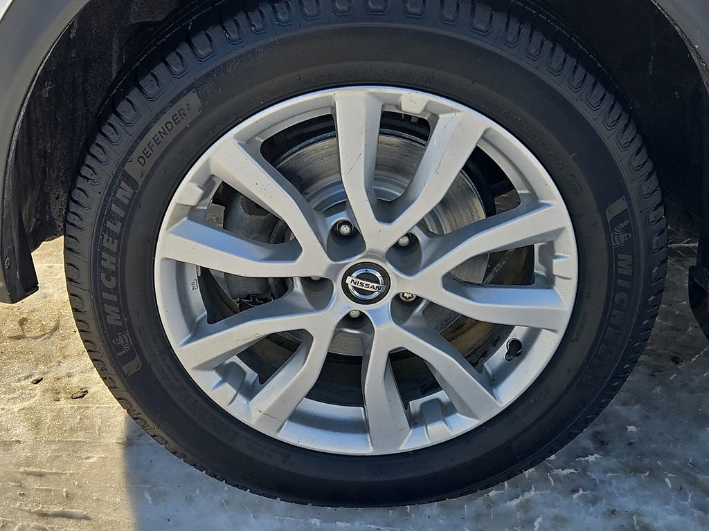 Used 2020 Nissan Rogue Sport SV w/ All-Weather Package image 13