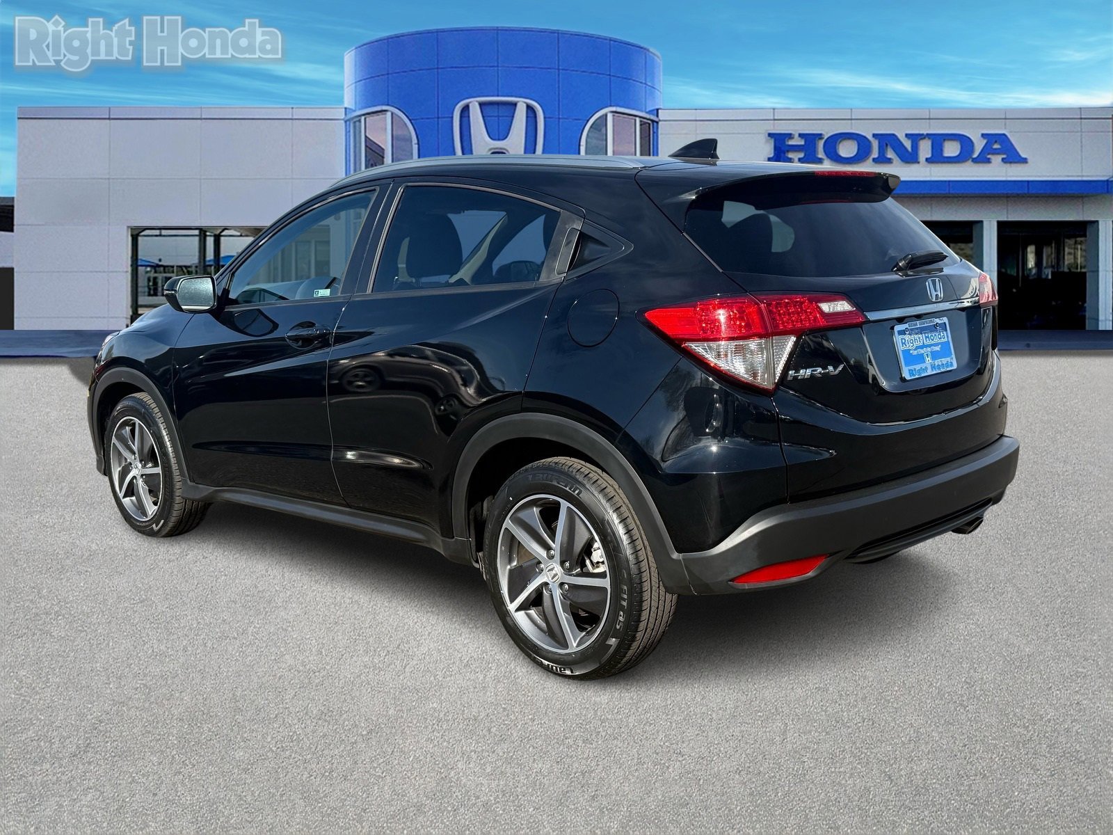Used 2022 Honda HR-V EX image 4