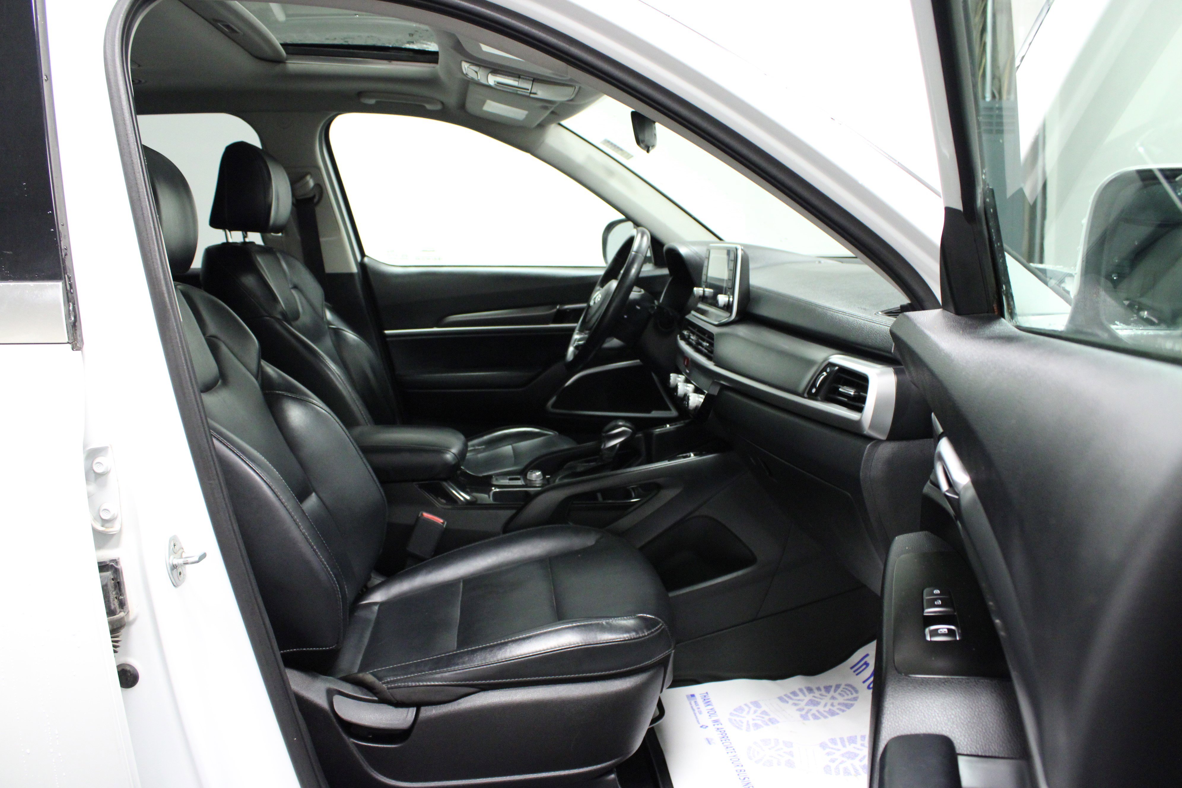 Used 2020 Kia Telluride S image 17