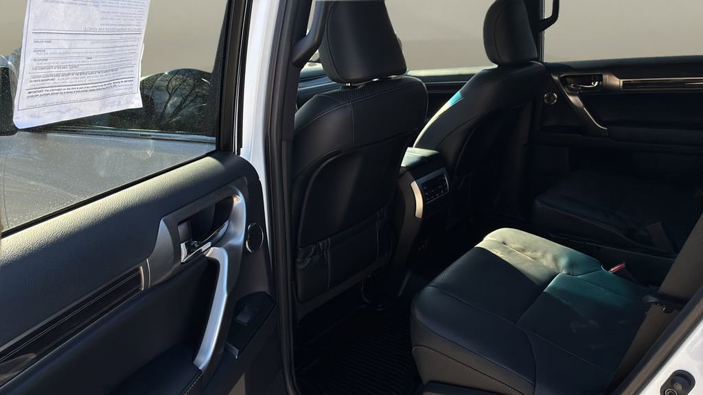 Used 2023 Lexus GX 460 Luxury image 15