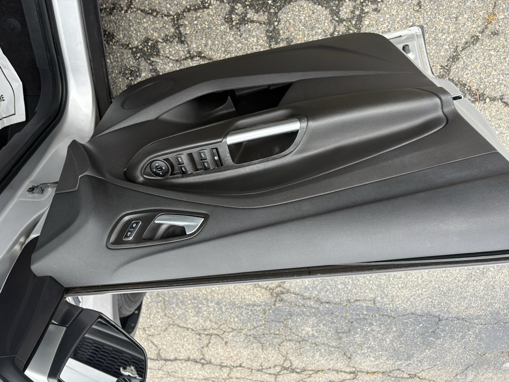 Used 2016 Ford Escape SE FWD image 9