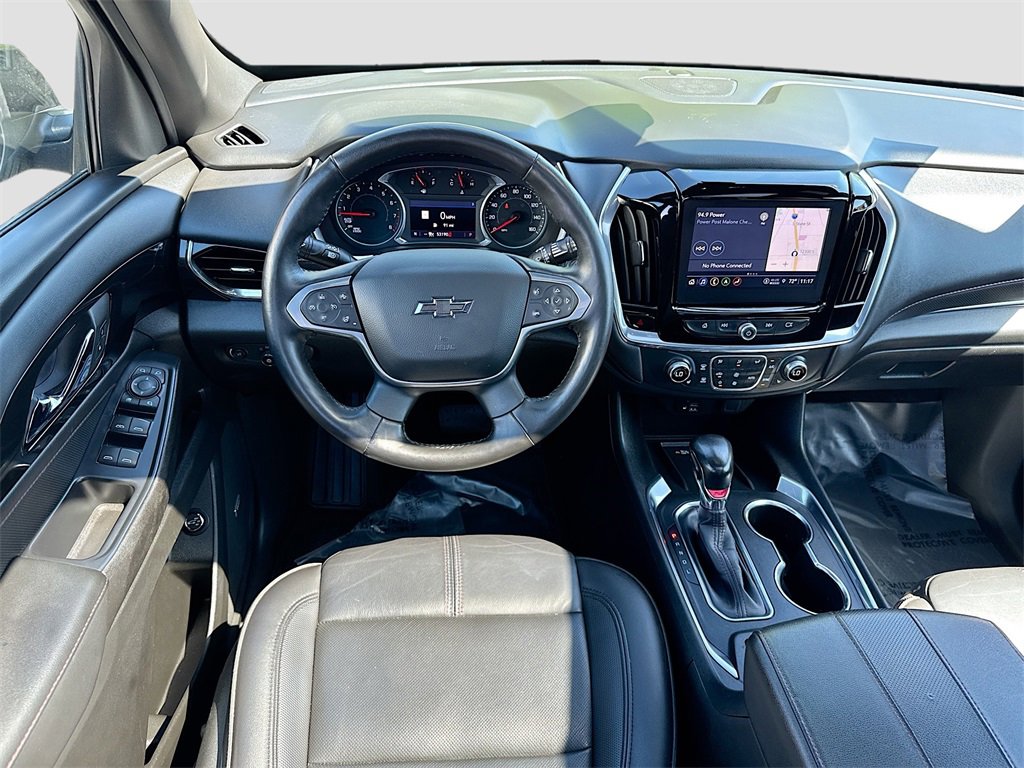 Used 2022 Chevrolet Traverse RS image 24