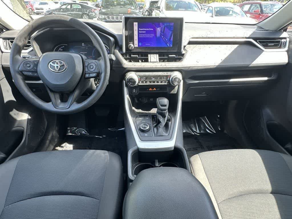 Used 2023 Toyota RAV4 LE AWD/4WD image 23