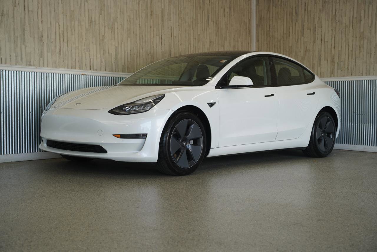Used 2021 Tesla Model 3 Standard Range Plus RWD image 4