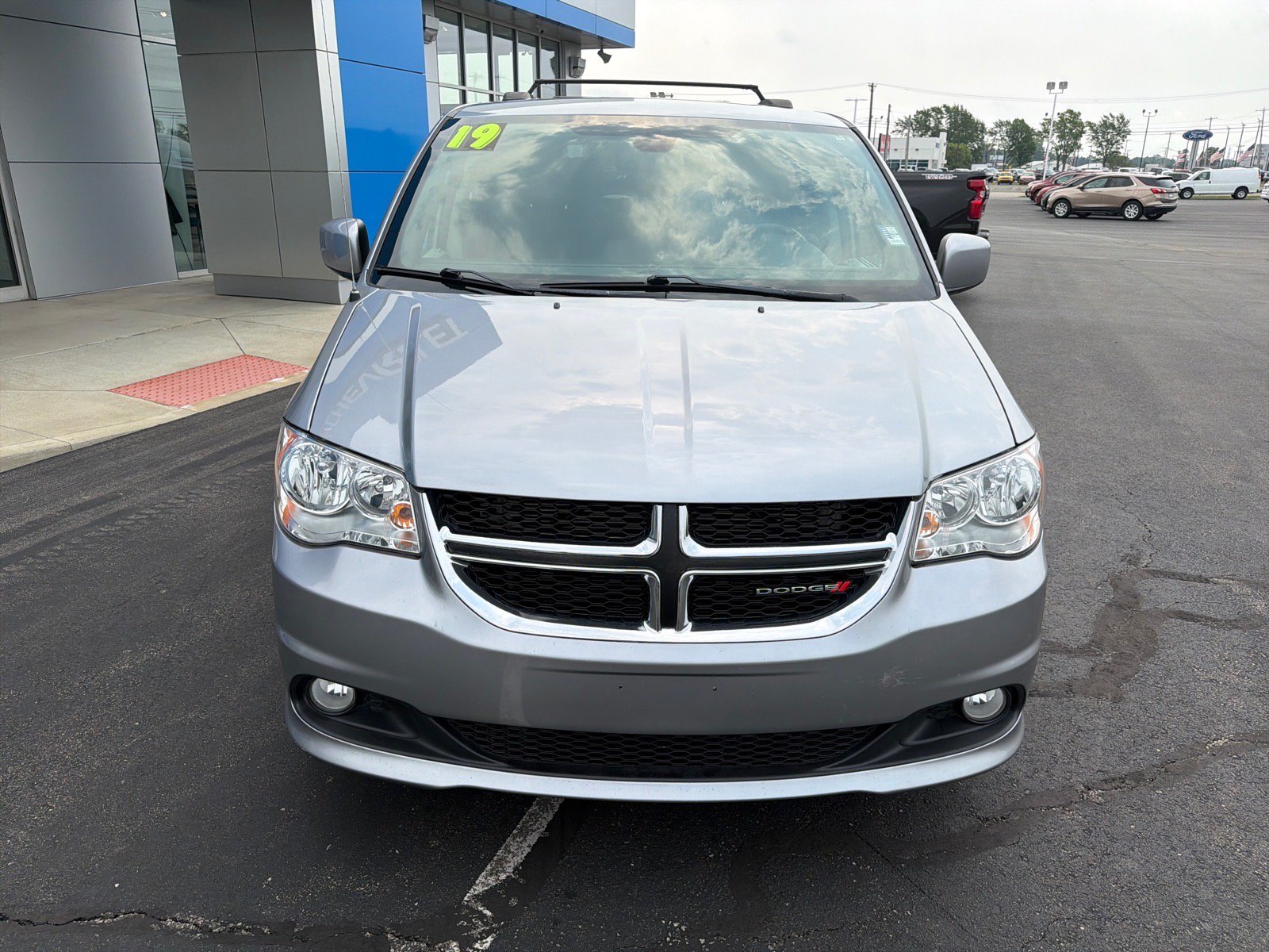 Used 2019 Dodge Grand Caravan SXT FWD image 7