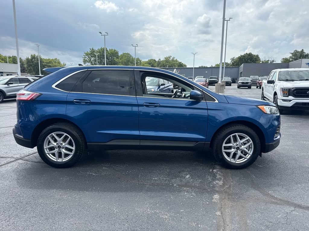 Used 2024 Ford Edge SEL w/ Convenience Package AWD/4WD image 6