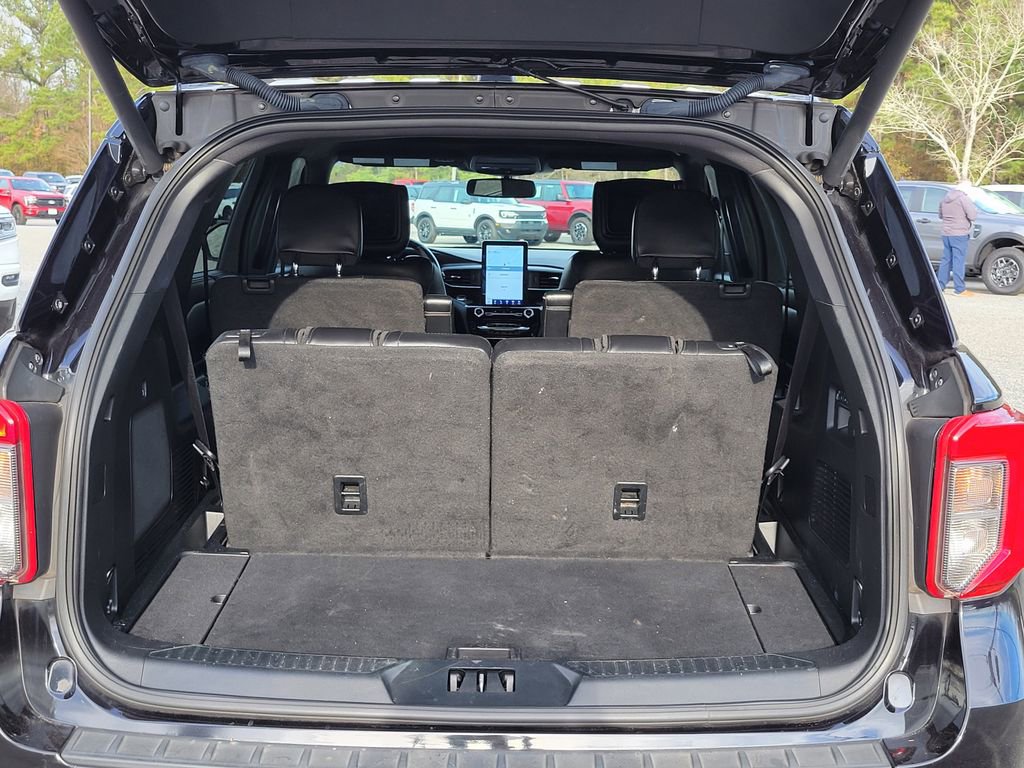 Used 2022 Ford Explorer ST w/ Equipment Group 401A image 12
