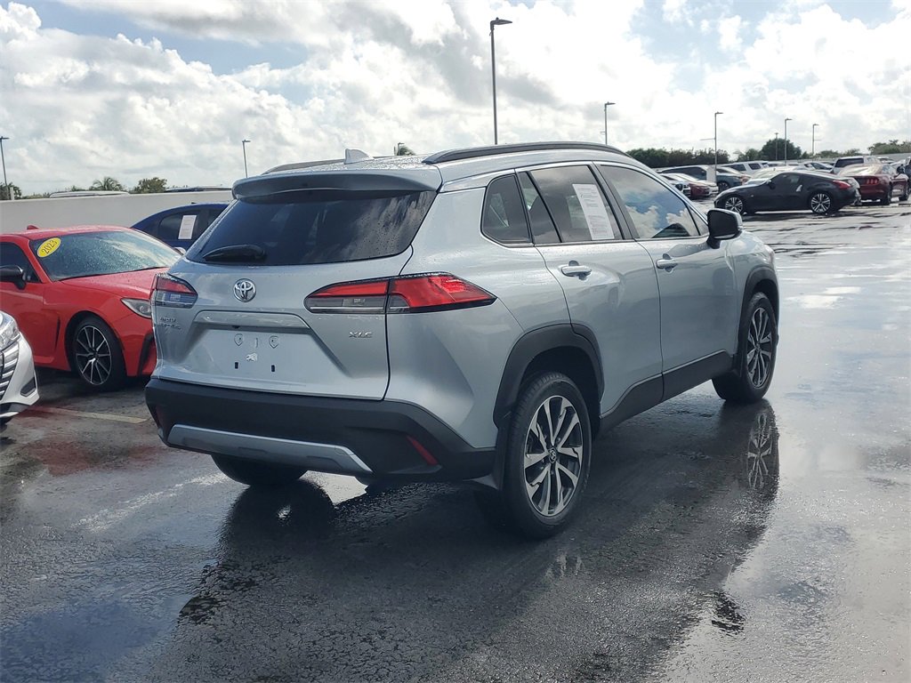 Certified 2023 Toyota Corolla Cross XLE image 7