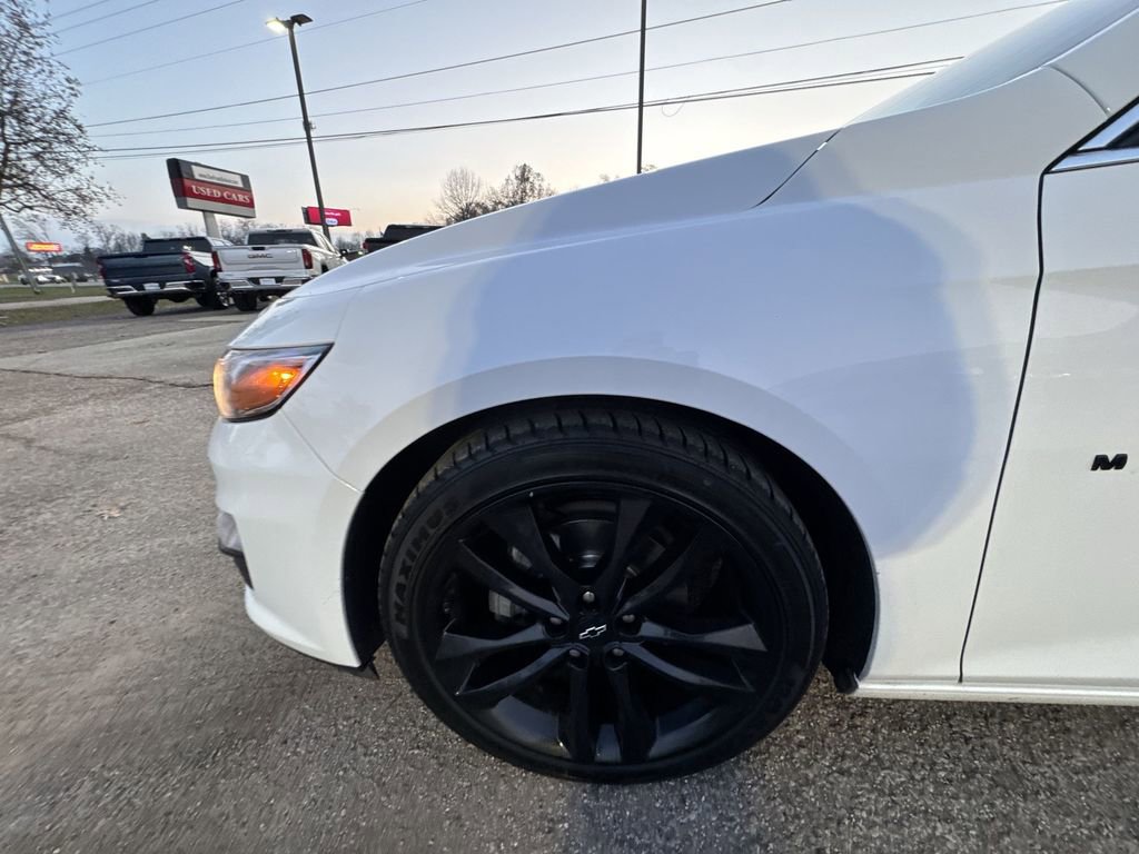 Used 2023 Chevrolet Malibu LT w/ Sport Edition image 10