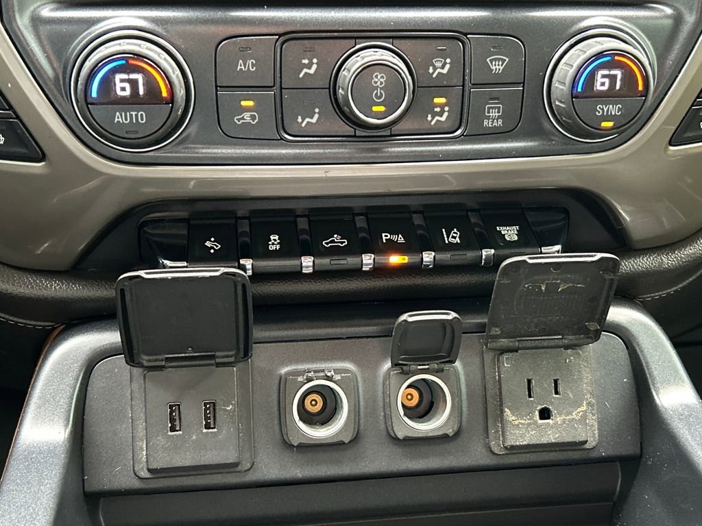 Used 2019 Chevrolet Silverado 2500 High Country w/ Duramax Plus Package image 16